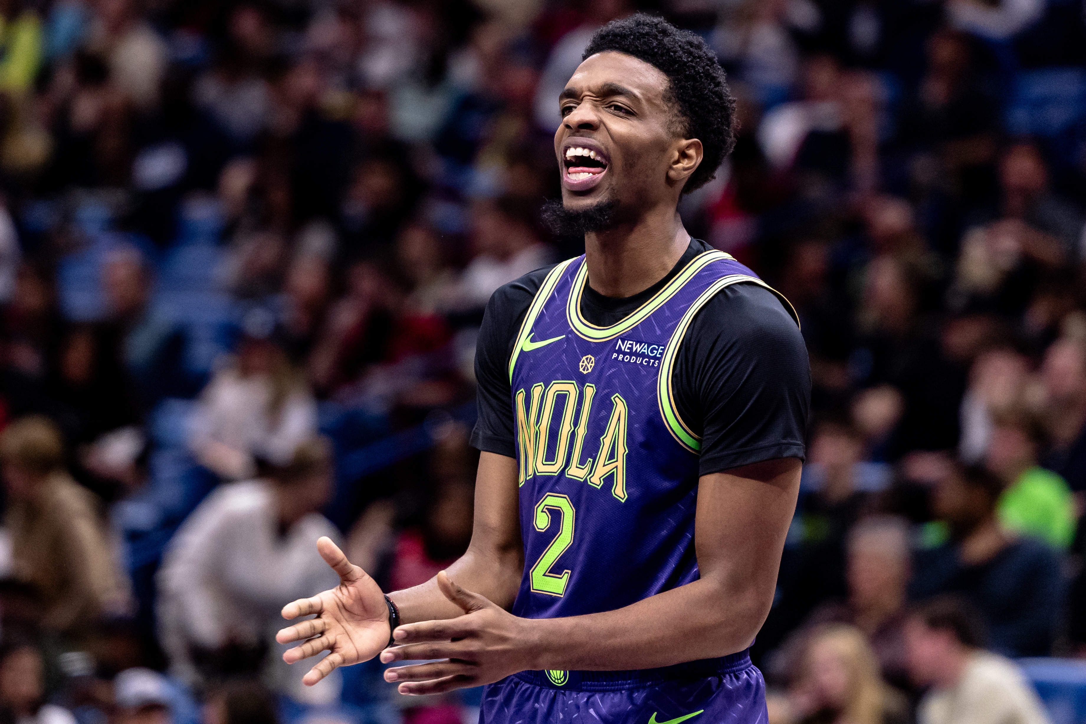 比分直播-场均9.5分3.7板!鹈鹕客战灰熊 赫伯特·琼斯连续缺席8场后复出